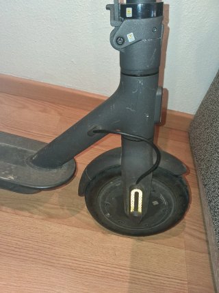 Patinete Xiaomi Essential Negro