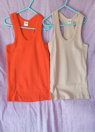 2 Camisetas tirantes naranja y beige, CCOL talla S