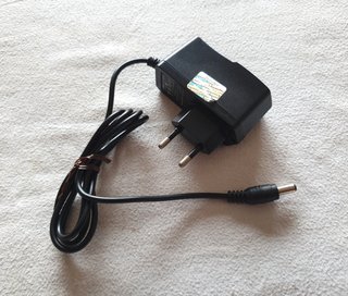 Alimentatore device caricabatteria LJY 12V DC 1A