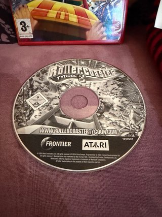 RollerCoaster Tycoon 3 PC CD-ROM