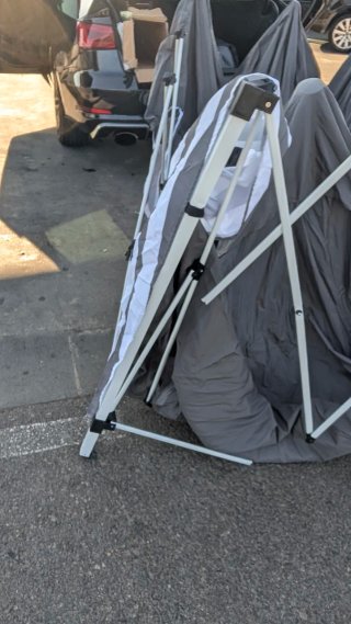 Carpa Plegable Gris rota