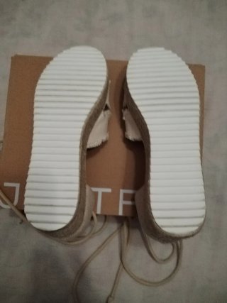 Sandalias cuña esparto beige y blanco