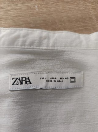 Camisa Zara cuello mao blanca