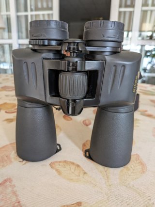 Binoculares Nikon Action EX 12x50 CF