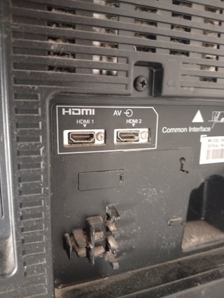 Decodificador HD STRONG + TV Panasonic 40