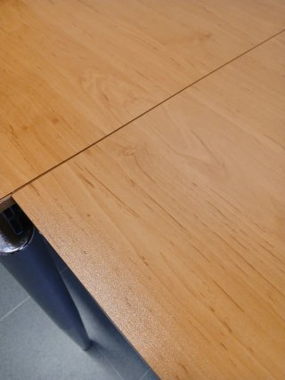 Mesa de cocina madera y metal
