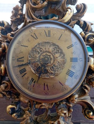Orologio da muro barocco in stile vintage dorato