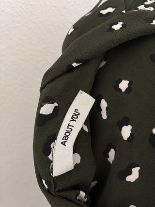 Vestido camisero largo estampado con cinturón