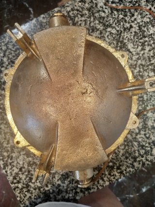 Lámpara de bronce estilo barco ojo de buey