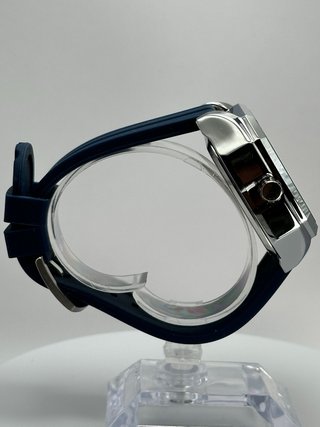 Reloj Poedagar Azul y Plateado