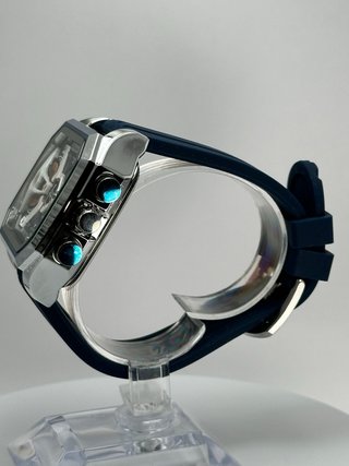 Reloj Poedagar Azul y Plateado