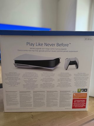 PS5 Fat con Lector discos+ 2 Mandos y Cargador.