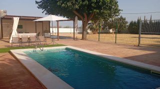 Alquiler parcela piscina para eventos