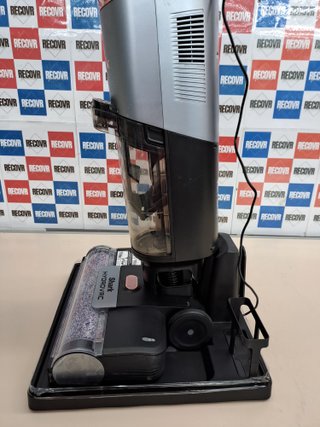 Aspiradora fregona Shark HydroVac sin cable con autolimpieza gris