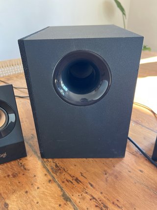 Altavoces PC Logitech Z533 Negro