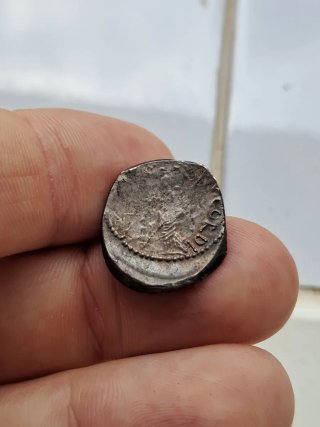 Denario Gens Cordia (REPÚBLICA ROMANA)