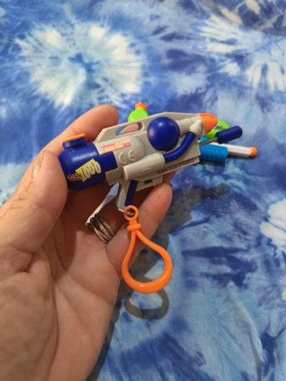 Reproducciones Pistolas de Agua 90s