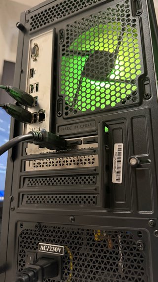 PC Gaming RTX 5070-Intel I7 12700KF-32gb RAM