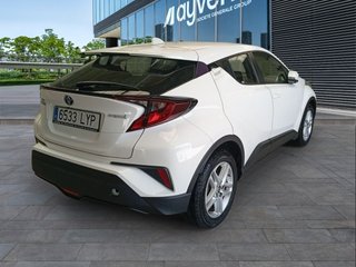 Toyota C-HR 1.8 125H Active 90 kW (122 CV)