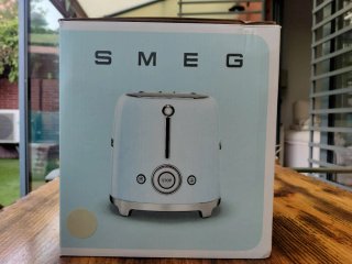 Tostadora Smeg Crema