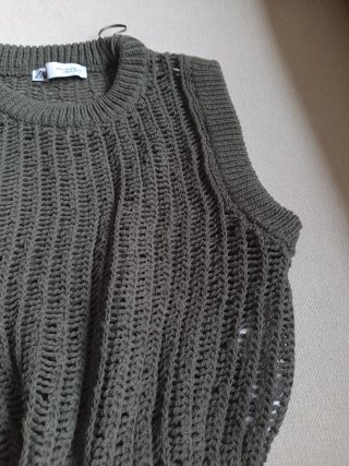 Chaleco Zara verde militar talla única