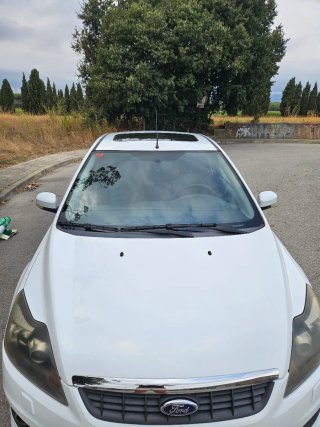 Vehículo económico Ford Focus Hirvoven 2008
