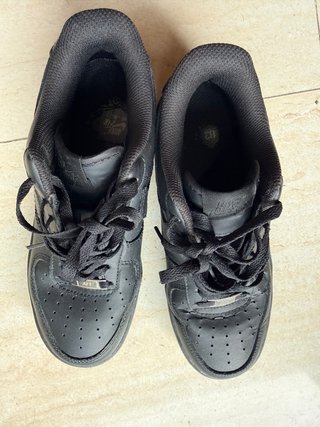 Nike Air Force 1 Negras Talla 39