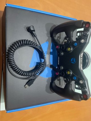 Volante Cube Controls F-core con levas de embrague