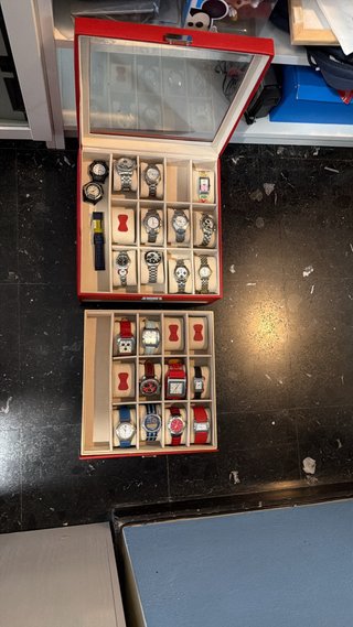 Lote de relojes vintage y modernos