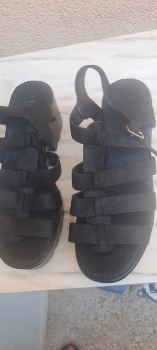 Sandalias de tacón negras talla 40