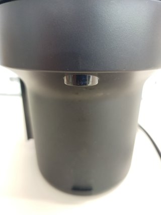 Cafetera 1260W Nespresso Vertuo Pop ENV90.B  Negra Centrifusión