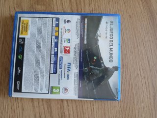 FIFA 18 e FIFA 17 PS4 (PlayStation 4)