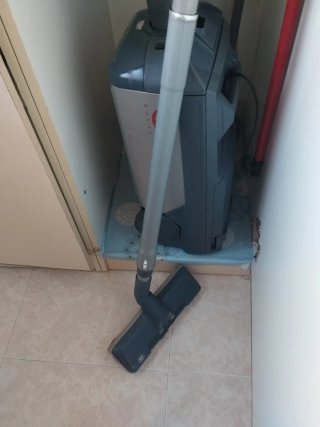 Aspirador Royal Lux D790