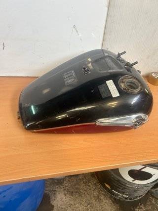 Depósito Kawasaki Vulcan 1500 2002