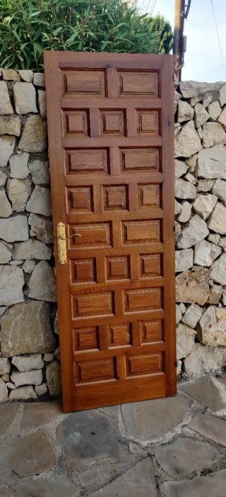 Puertas de madera maciza para habitación y armario