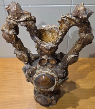 Anfora decorativa conchiglie e legno