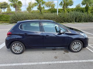 Peugeot 208 2018