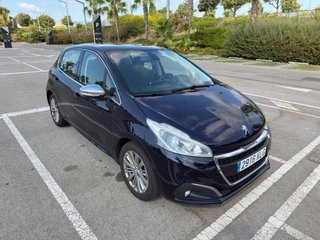 Peugeot 208 2018