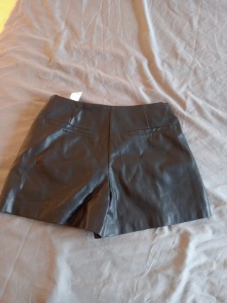 Falda pantalón Stradivarius negra T S