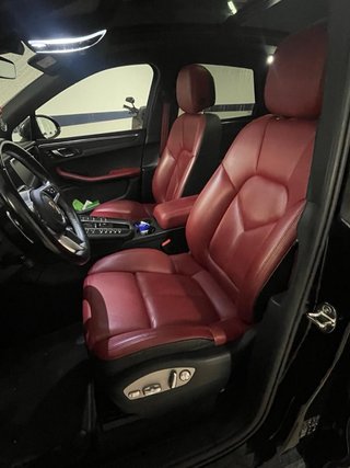 Porsche Macan 2020
