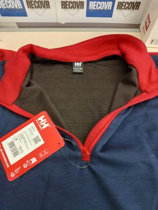 Camiseta térmica hombre LIFA Merino con cremallera.