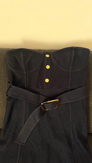 Vestido strapless Zara azul con cinturón