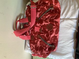 Dos bolsos grandes Kipling