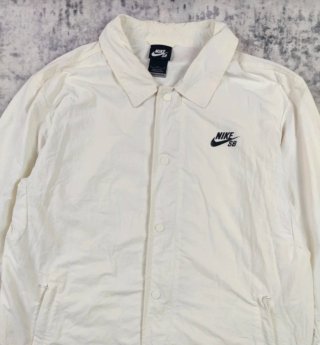 Chaqueta Nike SB Blanca Talla L