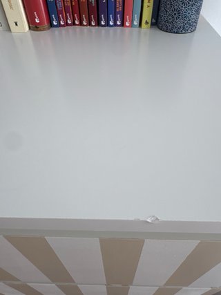 Cómoda Ikea Rayas Beige y Blanco