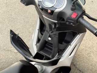 Piaggio Beverly 350
