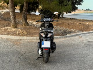 Piaggio Beverly 350
