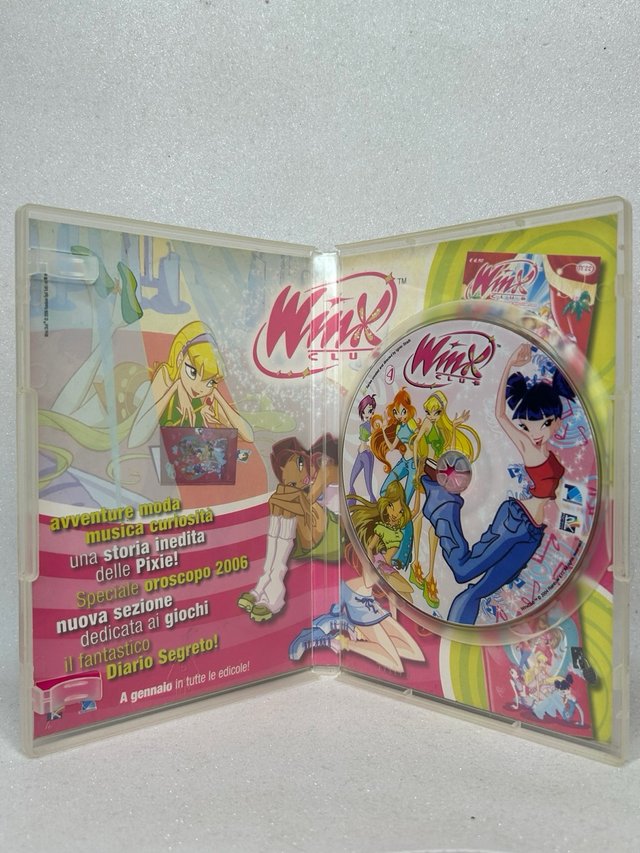 Winx Club DVD n° 4 + Poster