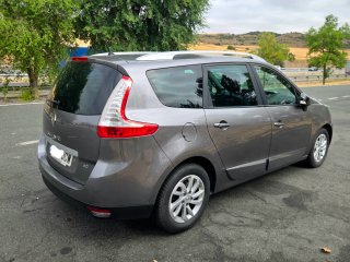 Renault Grand Scenic 2015