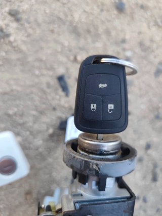 Bombín Arranque y Puerta Opel Astra J